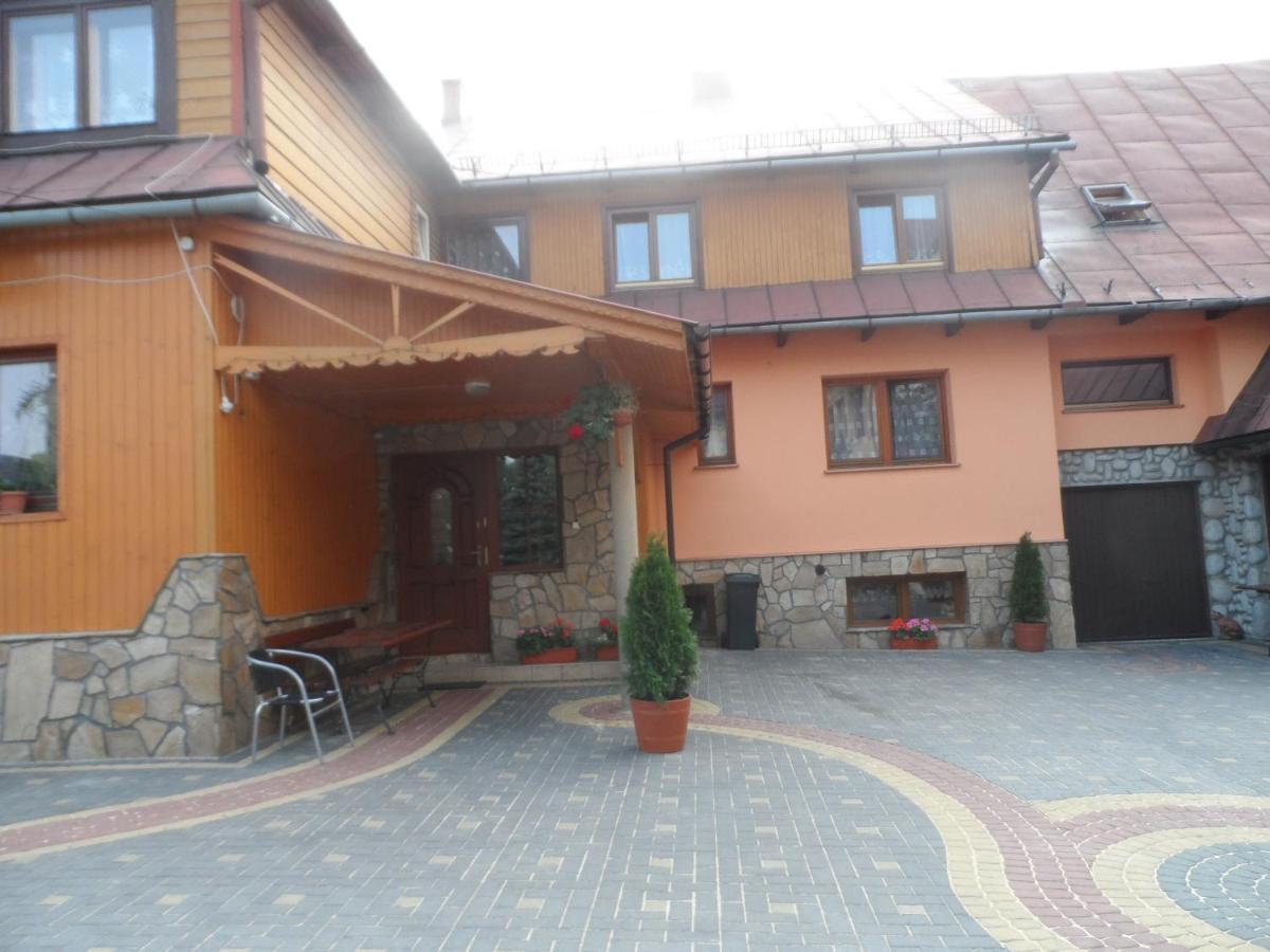 בוקוווינה טטז'אנסקה Gorolik U Kwietniow-Centrum Bukowiny- Mozliwosc Wyzywienia מראה חיצוני תמונה